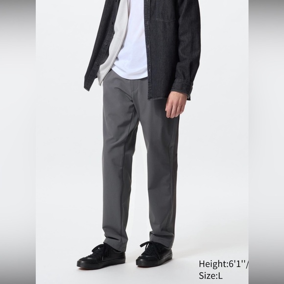 Men’s charcoal, gray straight leg pants from Uniqlo - Picture 1 of 7